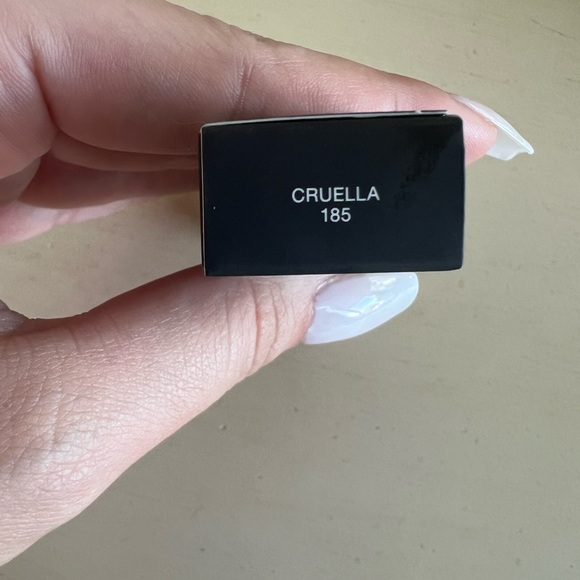 NARS powermatte lip pencil - Picture 3 of 6